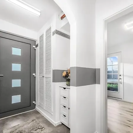 Komplettes Monteur Haus Hannover
